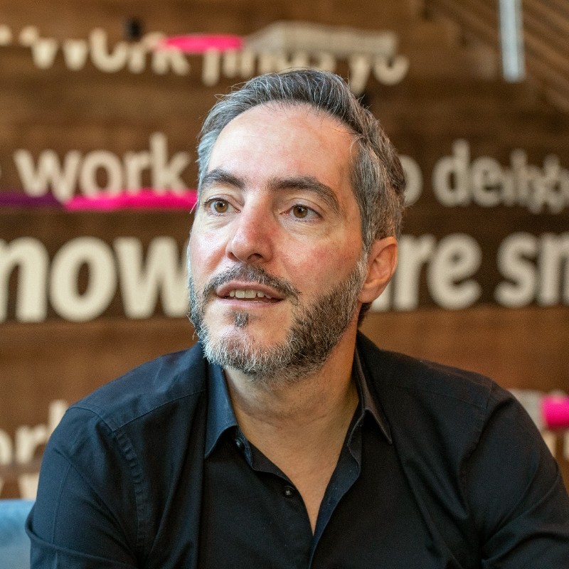 Viktor Calabro